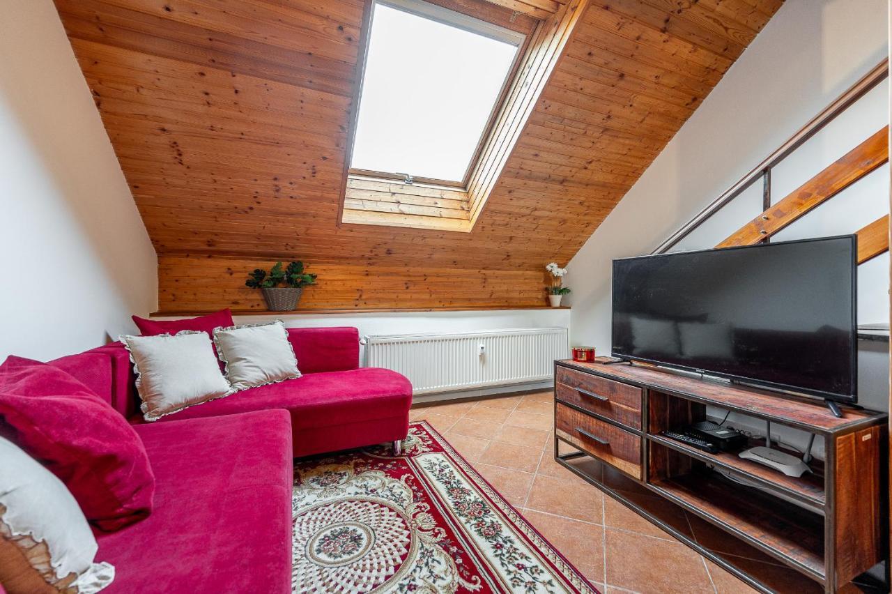 Apartman Mezonet Na Namesti קושיצה מראה חיצוני תמונה